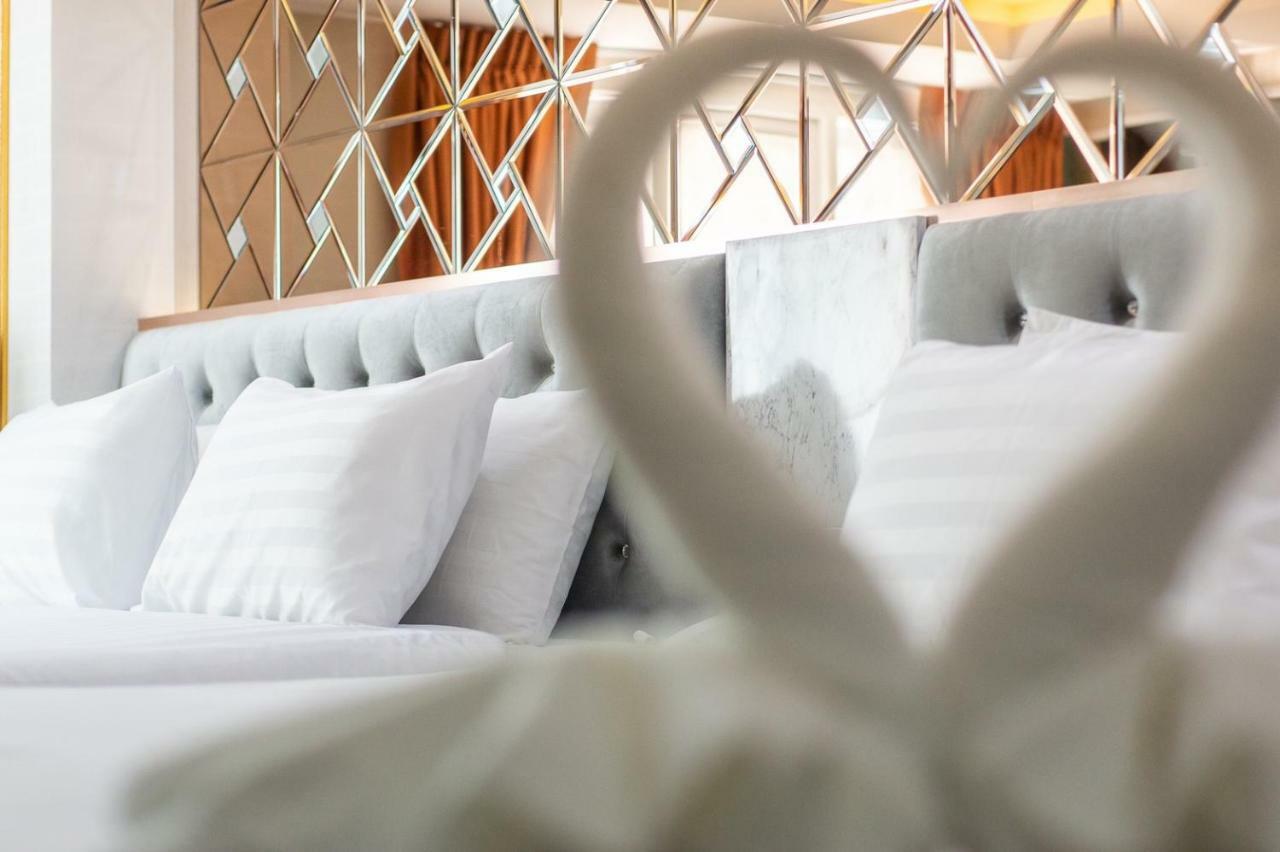 Roseate Ratchada Aparthotel Bangkok Ngoại thất bức ảnh
