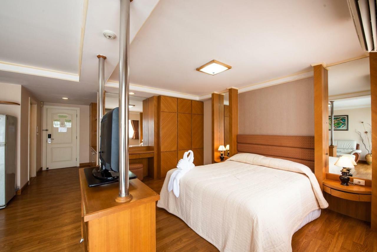 Roseate Ratchada Aparthotel Bangkok Ngoại thất bức ảnh