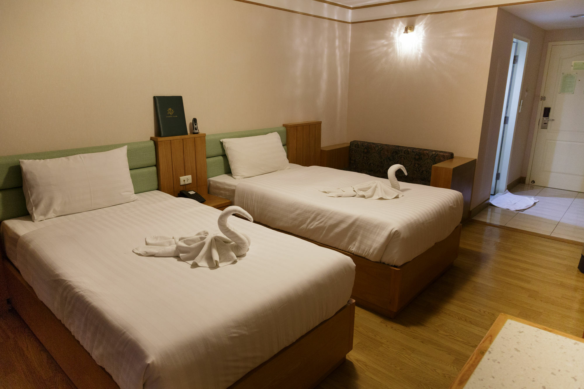 Roseate Ratchada Aparthotel Bangkok Ngoại thất bức ảnh